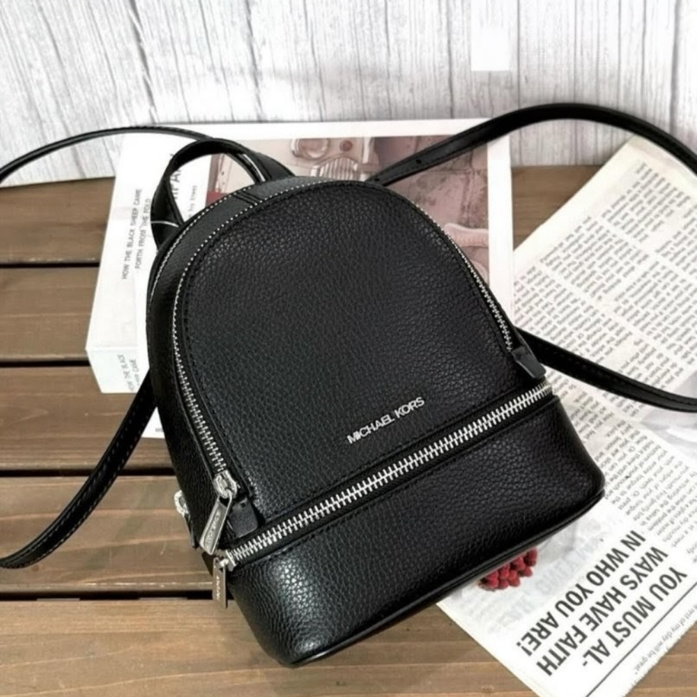 NWT Michael Kors Rhea Extra-Small Pebbled Leather Backpack - Picture 1 of 1